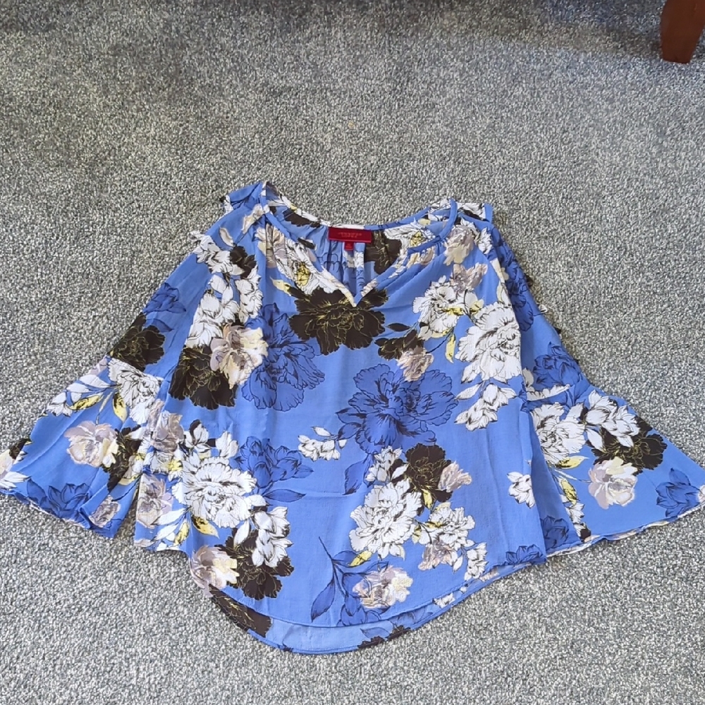 Jennifer Lopez Blue and White Floral Blouse